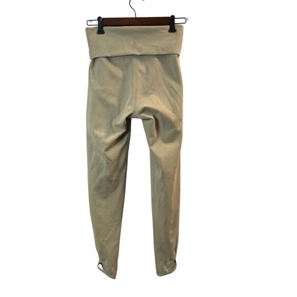 Free People Movement Women’s Green Leggings Size S - Picture 2 of 6